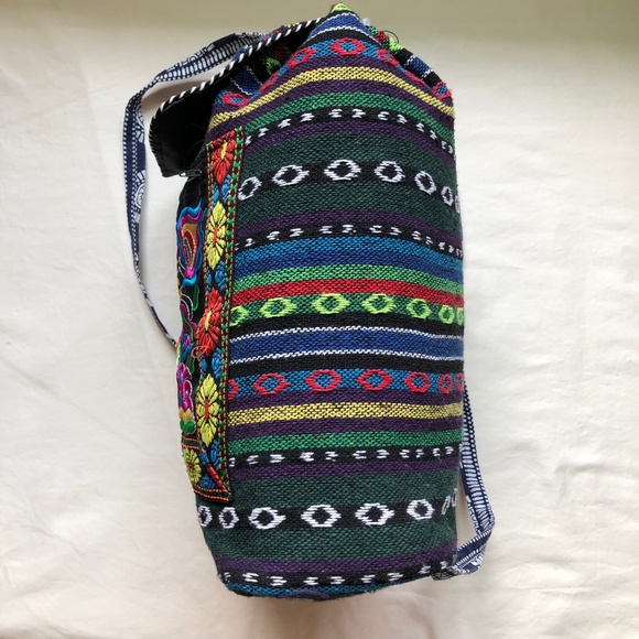 *SALE* Handcrafted Navajo Wool Blanket Tote - Picture 4 of 6
